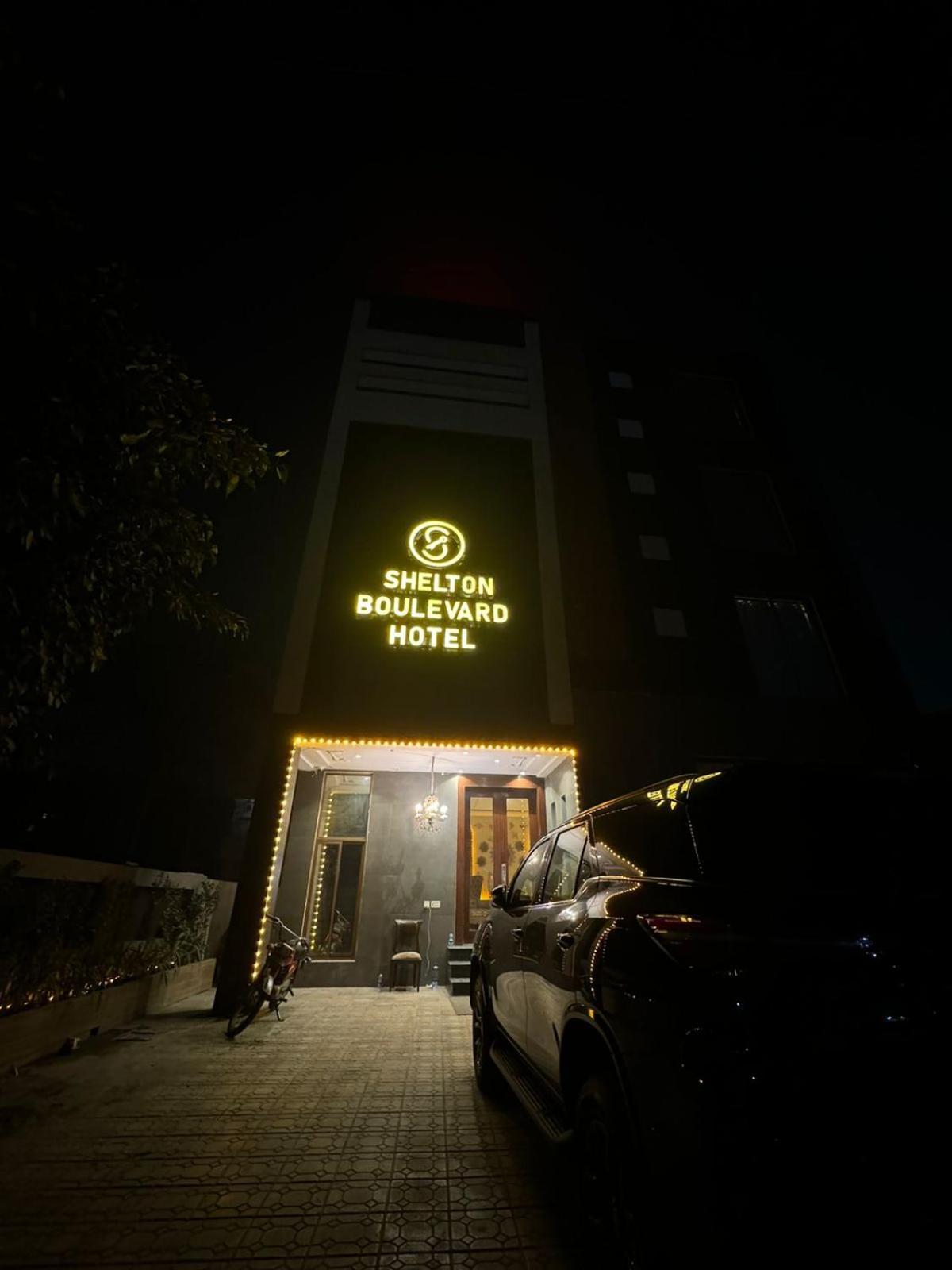 Shelton Boulevard Hotel Лахор Экстерьер фото